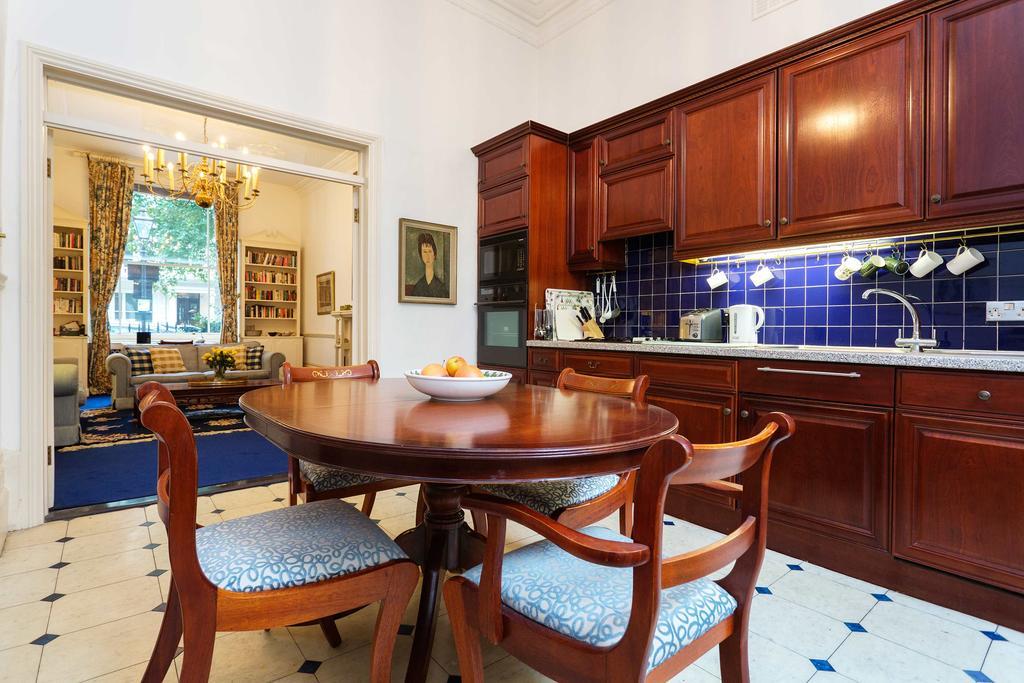 Veeve - Queen'S Gardens Flat London Ruang foto