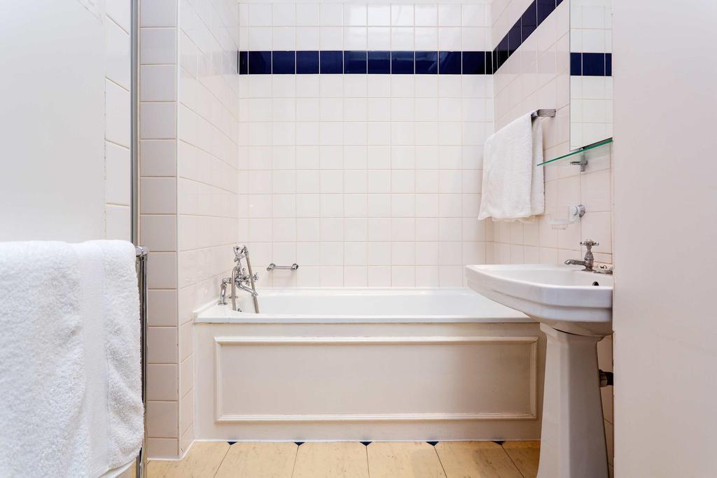 Veeve - Queen'S Gardens Flat London Ruang foto